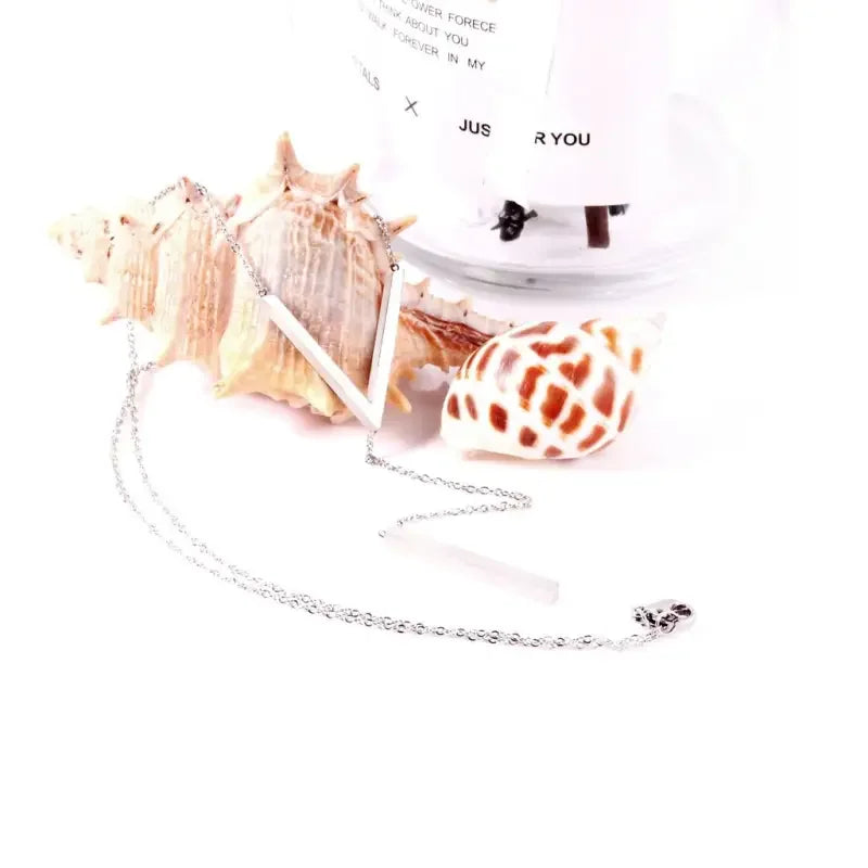 Choker Letter V Link Chain | Fashionsarah.com