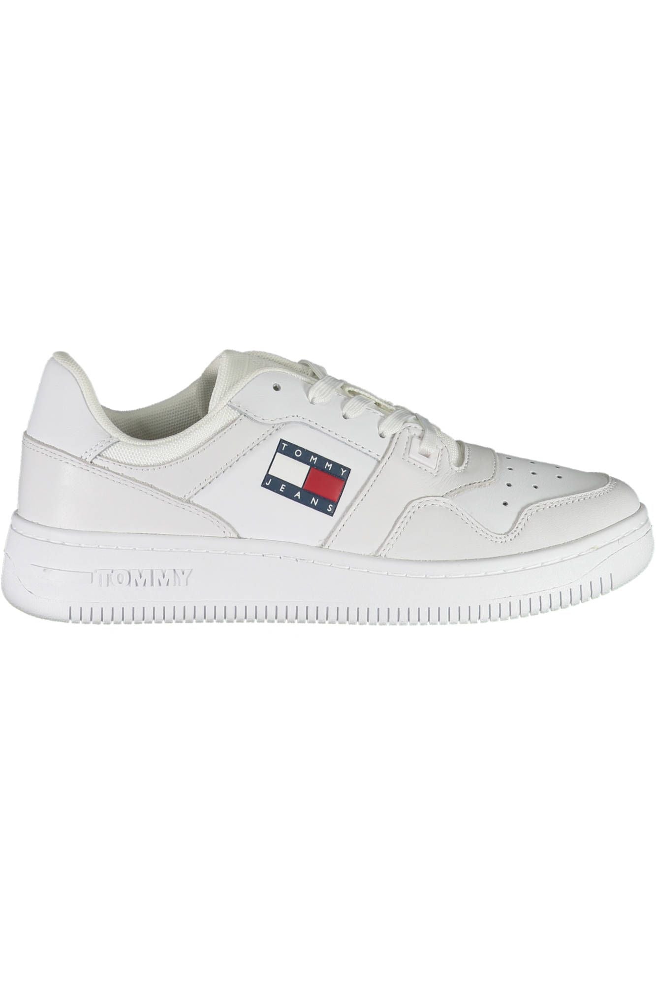 Fashionsarah.com Fashionsarah.com Tommy Hilfiger Sleek White Sneakers with Eco-Friendly Twist