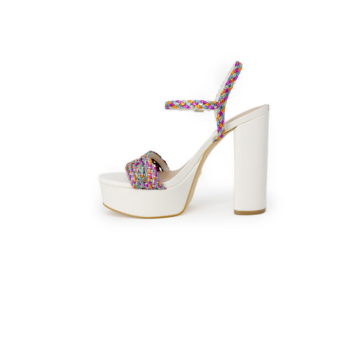 Guess Women block heel round toe | Fashionsarah.com