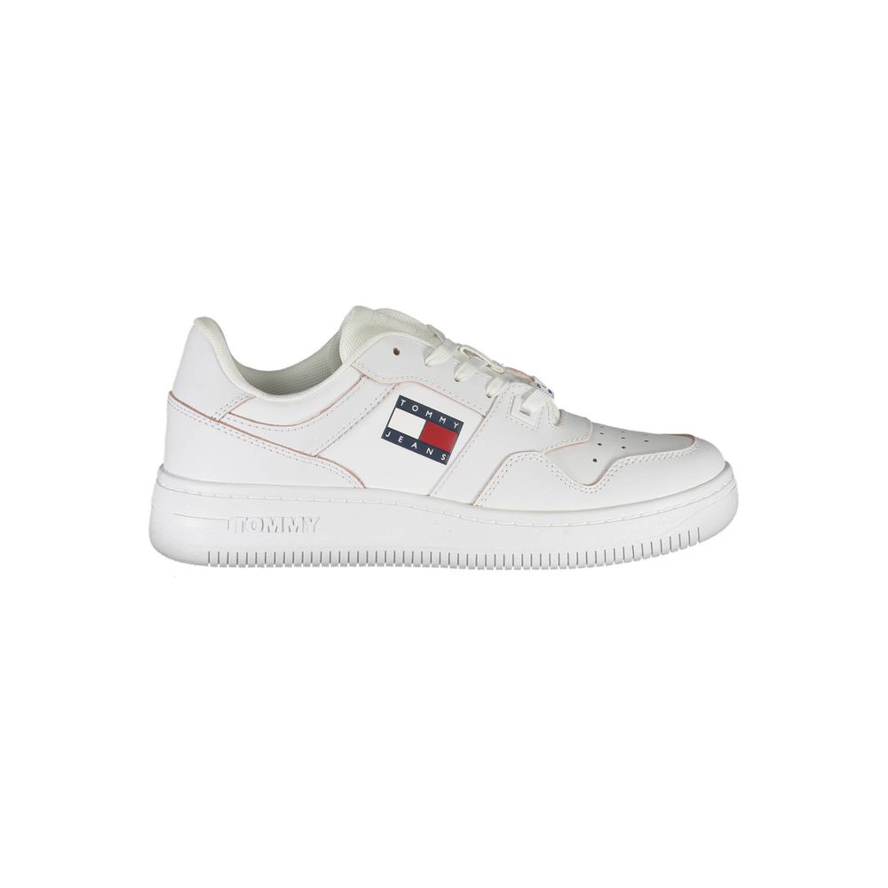 Fashionsarah.com Fashionsarah.com Tommy Hilfiger Chic White Lace-up Sneakers with Contrast Detail