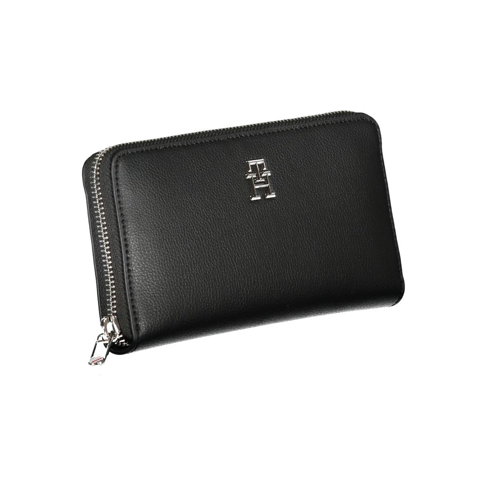 Fashionsarah.com Fashionsarah.com Tommy Hilfiger Sleek Zippered Black Wallet with Multiple Compartments