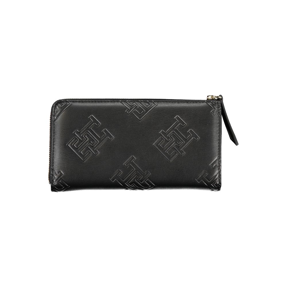 Fashionsarah.com Fashionsarah.com Tommy Hilfiger Elegant Zip Wallet with Contrasting Accents