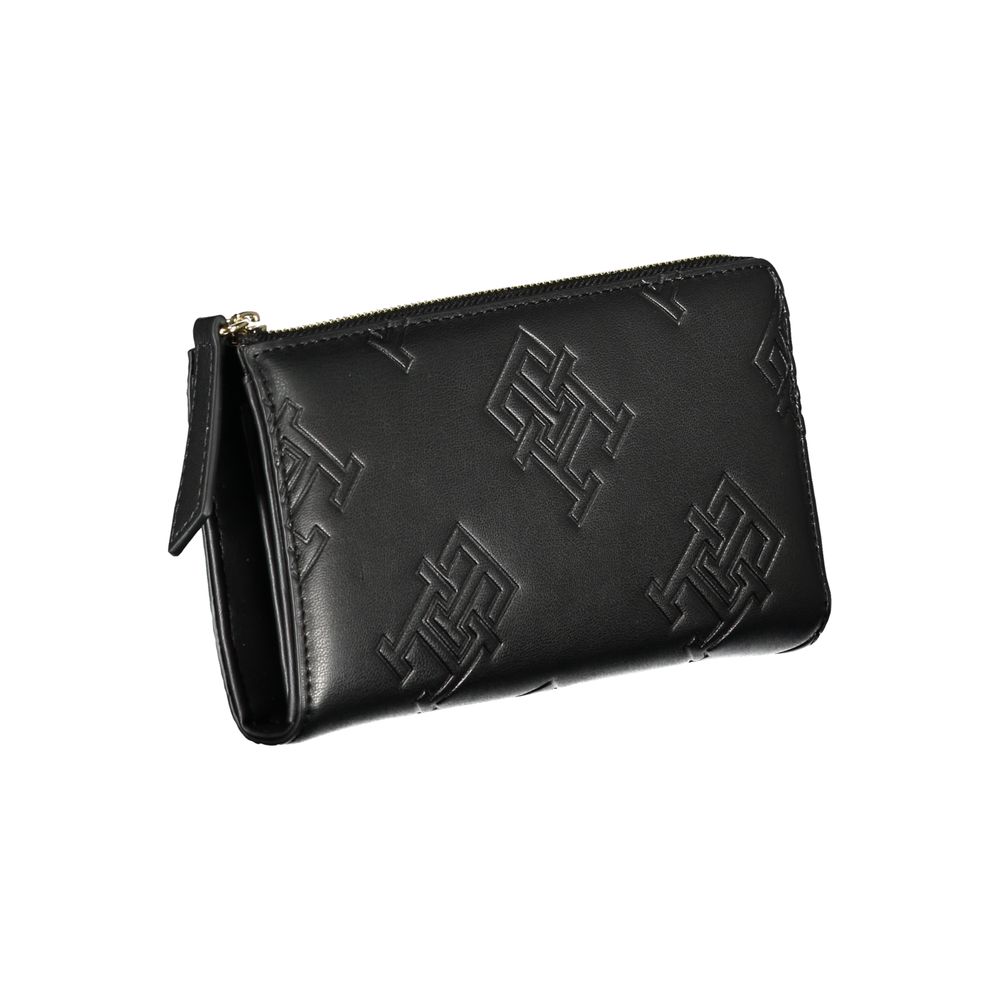 Fashionsarah.com Fashionsarah.com Tommy Hilfiger Elegant Zip Wallet with Contrasting Accents