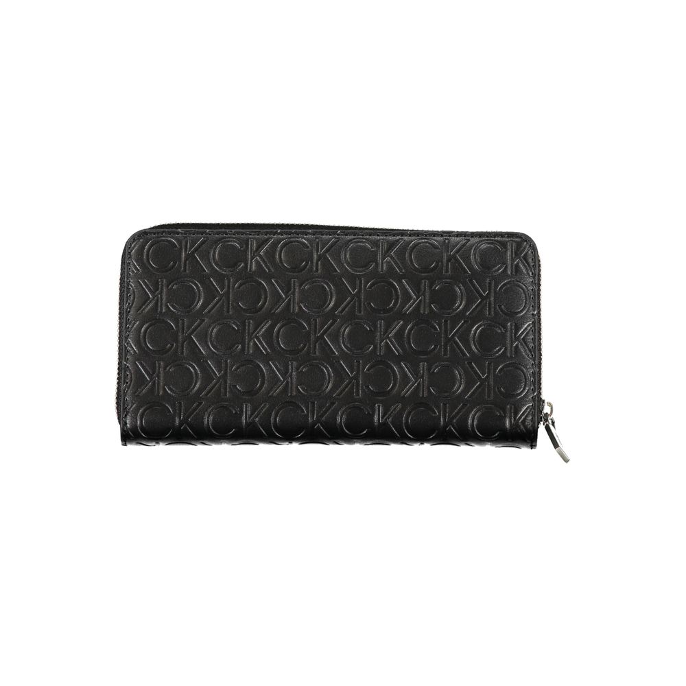 Calvin Klein Elegant Five-Compartment Designer Wallet | Fashionsarah.com