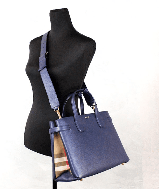 Burberry Medium Regency Blue Leather Crossbody Handbag | Fashionsarah.com