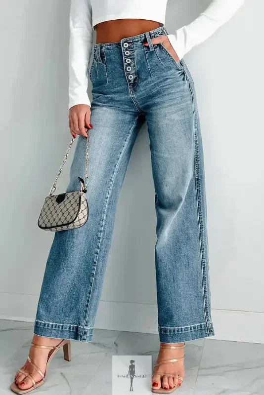 Blue straight loose women jeans with wide-leg and button-fly design
