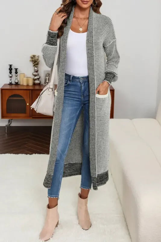 Fashionsarah long gray and white duster cardigan featuring knit pockets