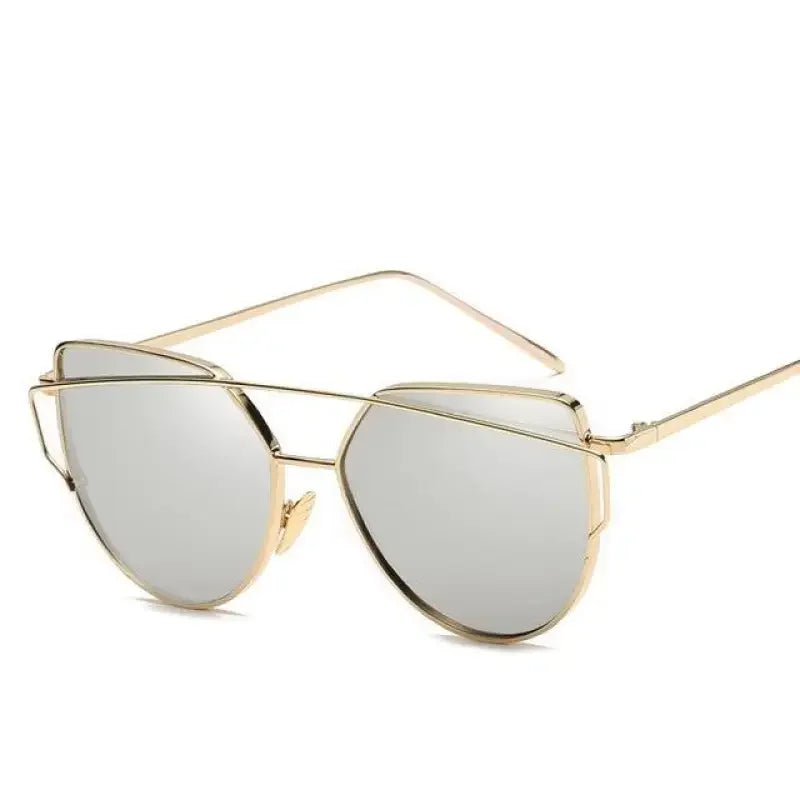 Gold-framed cat eye mirror sunglasses with mirrored lenses for stylish eye mirror sunglasses