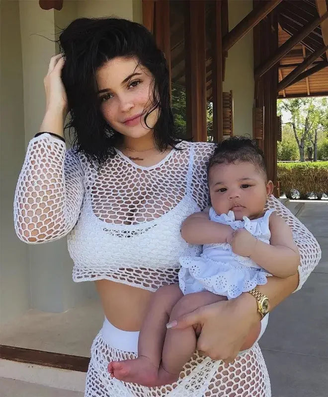 Beachwear fashion.Black or White? | Fashionsarah.com