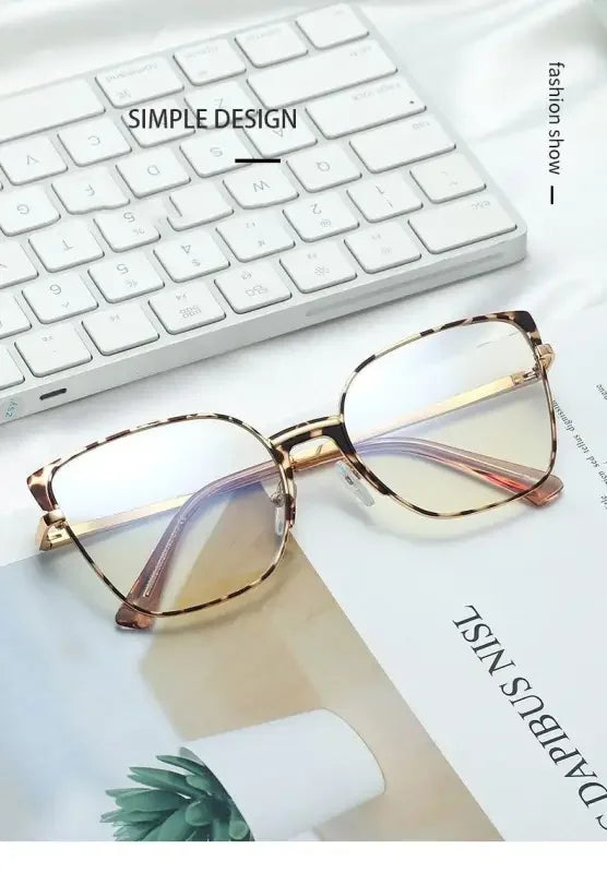 Leopard Oversized Cat Eye Frame | Fashionsarah.com