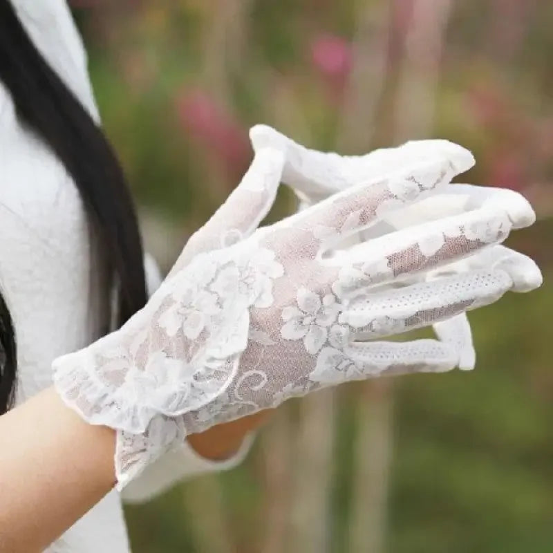 Lace Lotus Leaf Gloves | Fashionsarah.com