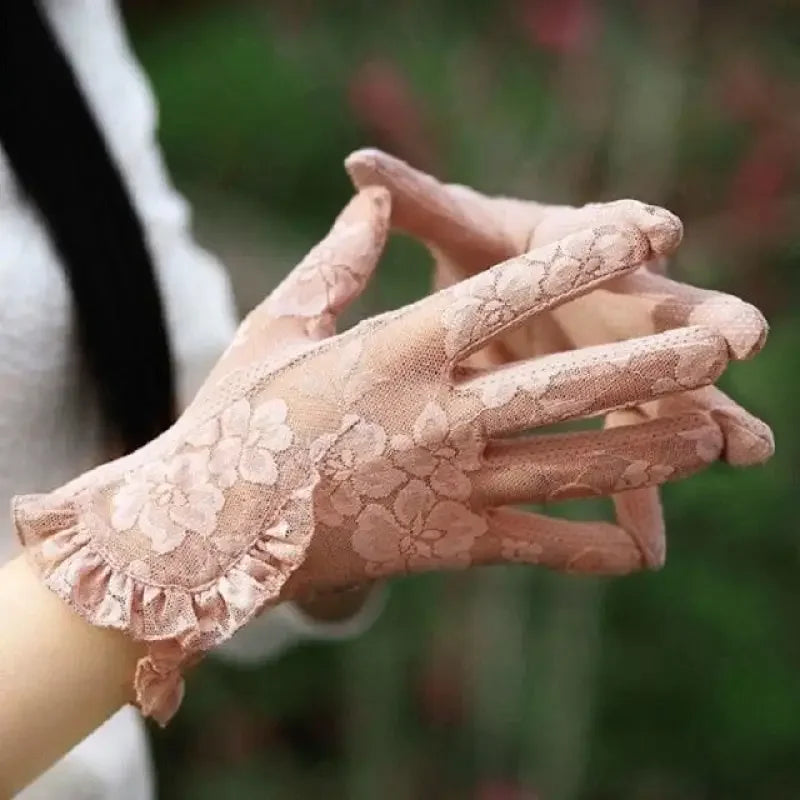 Lace Lotus Leaf Gloves | Fashionsarah.com