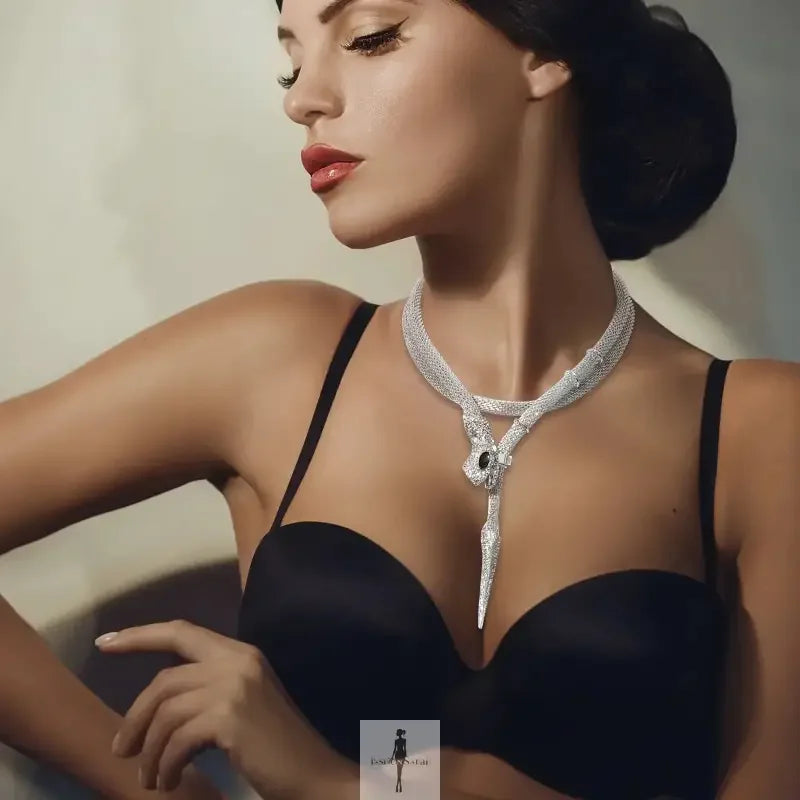 Fashionsarah.com Fashionsarah.com Luxury Snake Choker