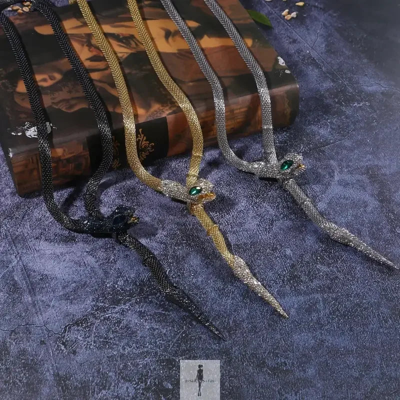 Fashionsarah.com Fashionsarah.com Luxury Snake Choker