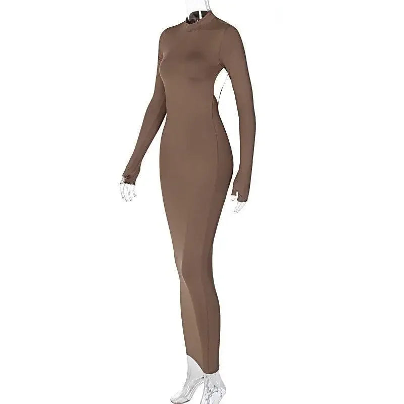 Kim Kardashians long-sleeved maxi dress from online boutique women’s fashion collection