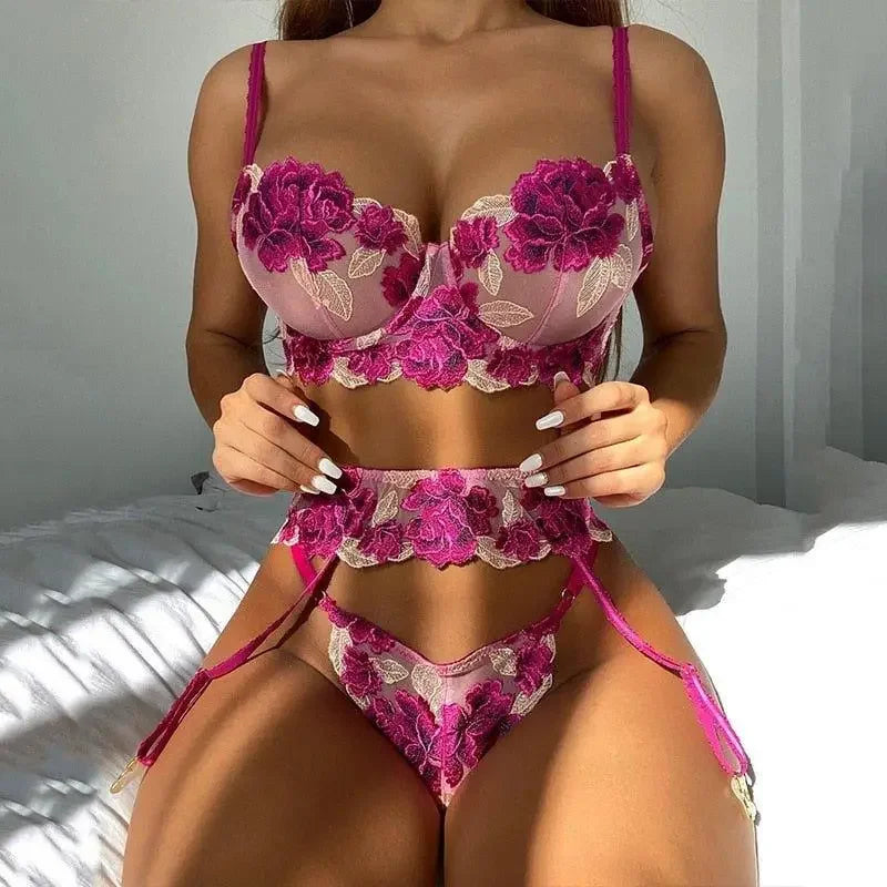 3-Piece Pink Embroidery Lace Set | Fashionsarah.com