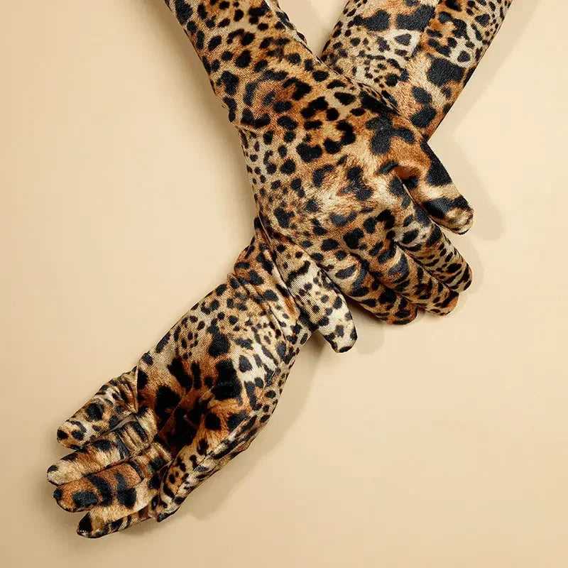 Leopard print fashion velvet gloves made from premium velvet fabric for stylish wear