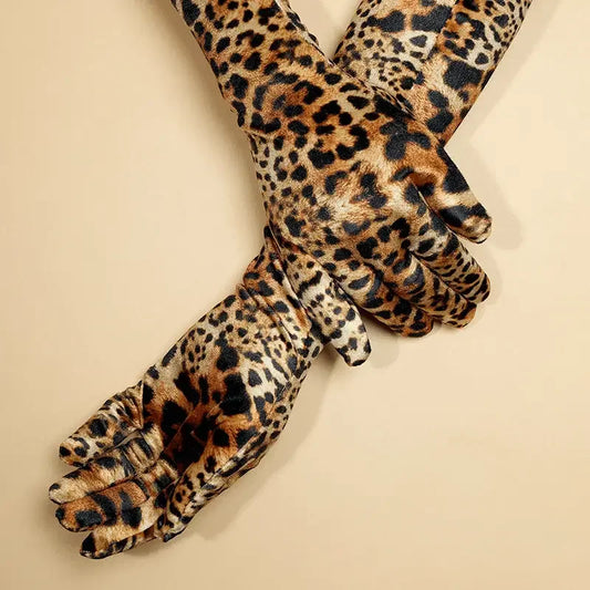 Leopard print fashion velvet gloves made from premium velvet fabric for stylish wear