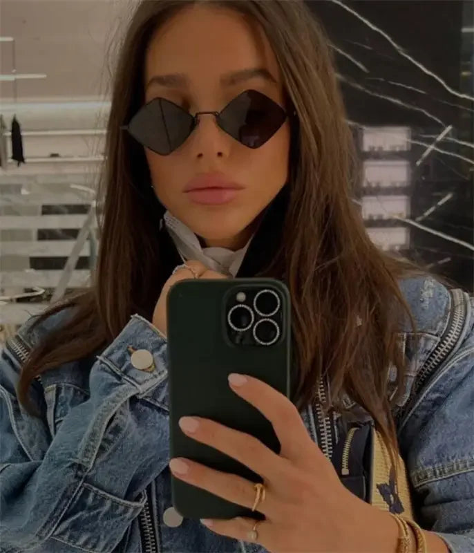 Diamond-shaped sunglasses for women’s fashion from Rhombus Sunglasses at Online Boutique