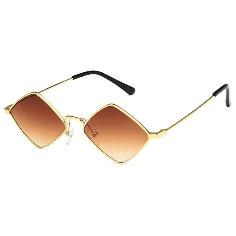Rhombus sunglasses with gold frames and brown gradient lenses from our online boutique for women’s fashion
