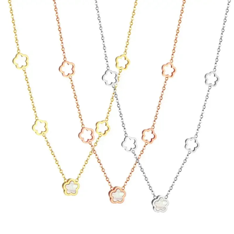 4 Hollow Peach Blossoms Necklace | Fashionsarah.com