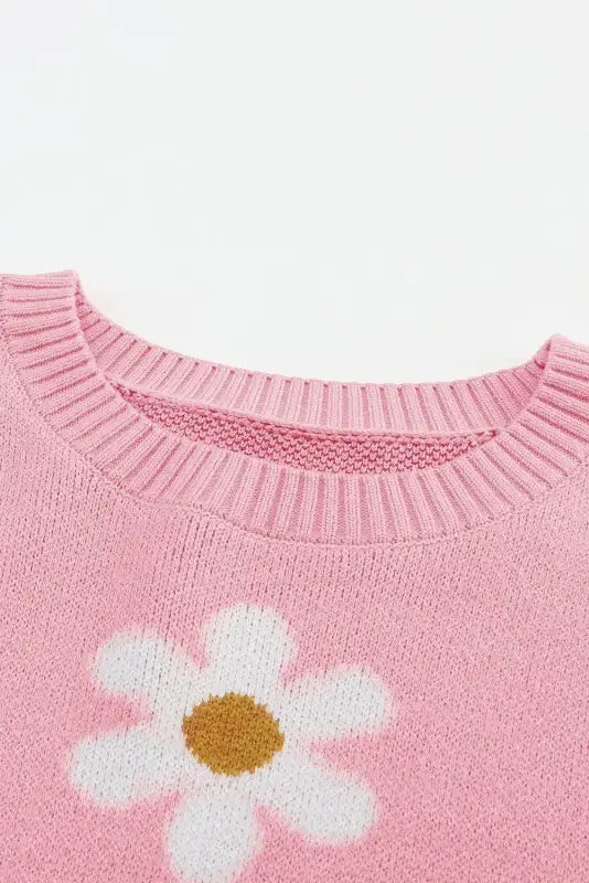 Pink Drop Shoulder Sweatshirt with floral pattern and daisy design for sweater fashionsarah