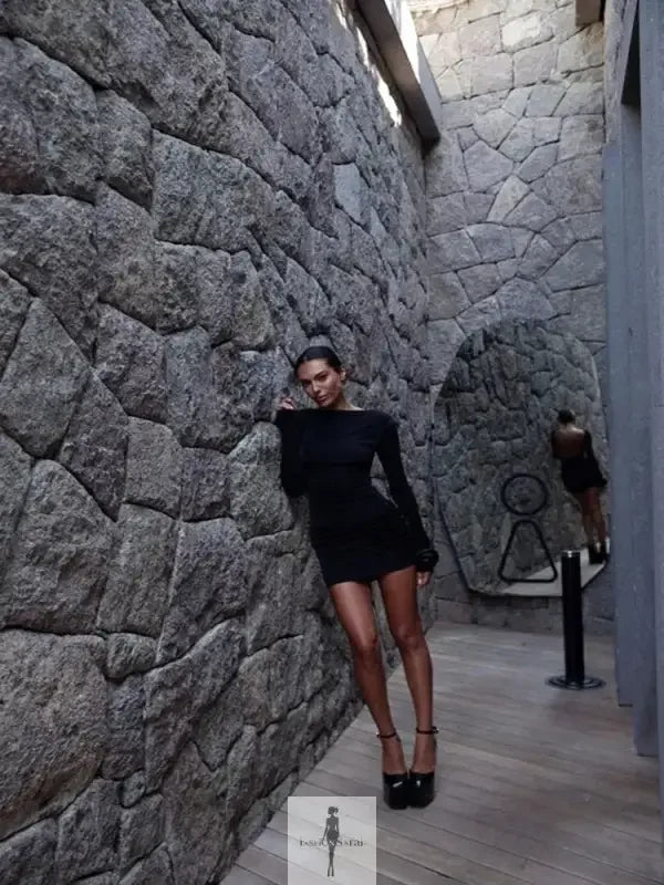 Fashionsarah.com Fashionsarah.com Backless Slim-fitting hip dress with flower attached