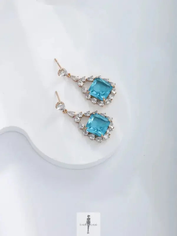 Fashionsarah.com Fashionsarah.com Square retro 18K gold zircon earrings