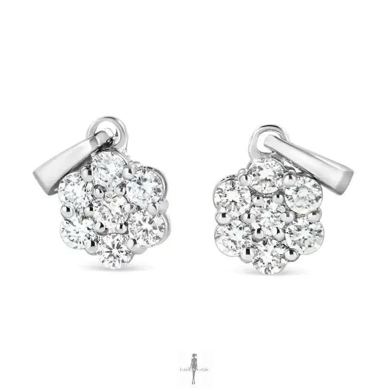 Fashionsarah.com Fashionsarah.com 14KT with Diamond Floral Pendant Necklace