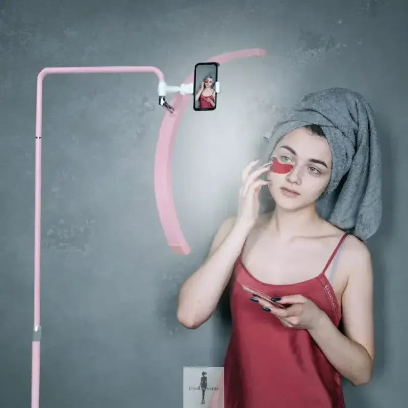 Fashionsarah.com Fashionsarah.com LED Half-Moon Floor Stand Light