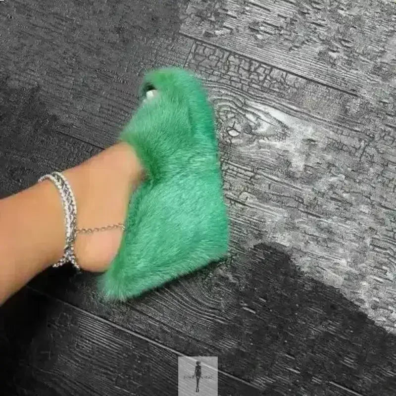 Fashionsarah.com Fashionsarah.com New Fluffy Faux Fur Slippers