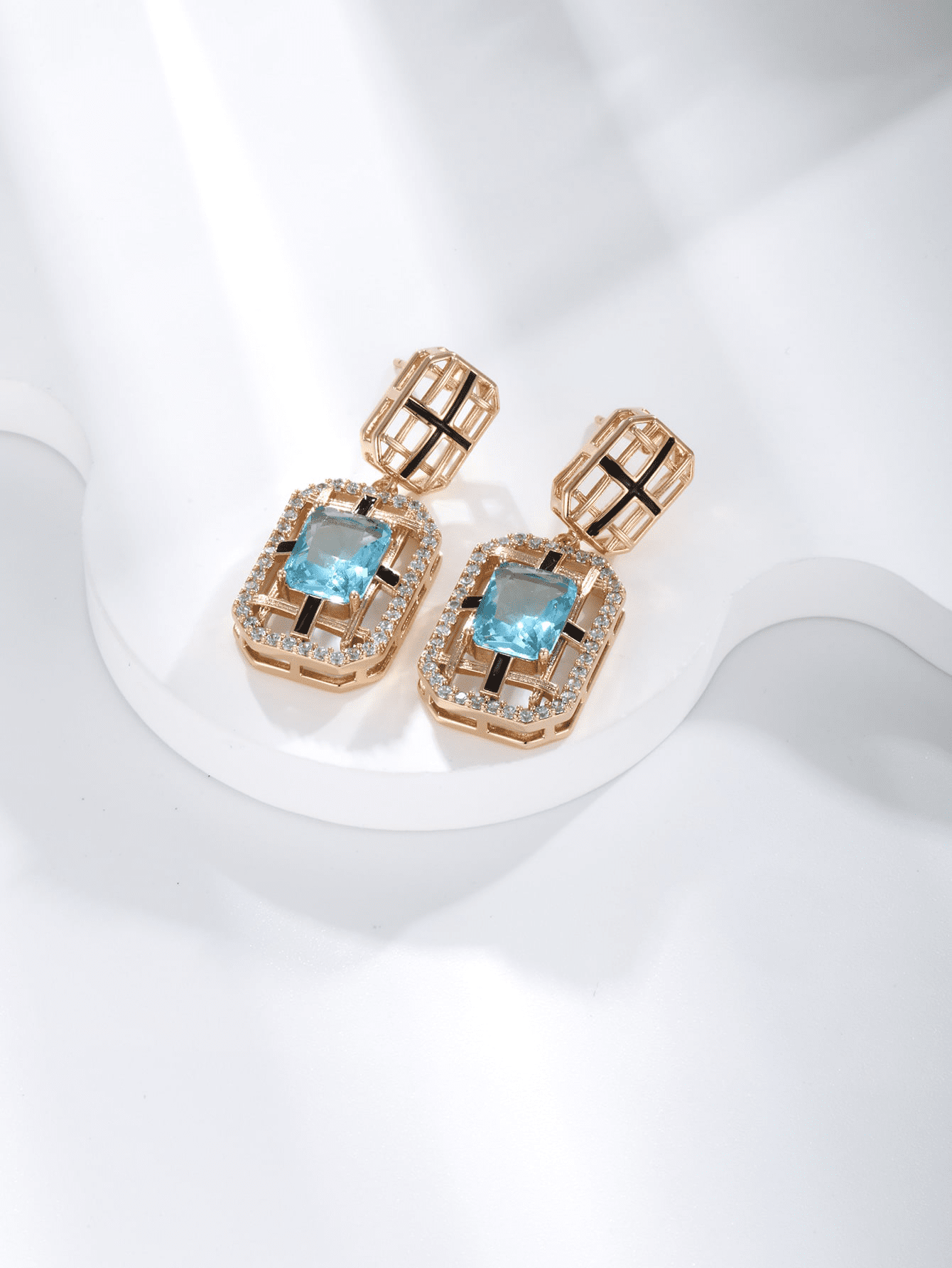 Square retro 18K gold zircon earrings | Fashionsarah.com