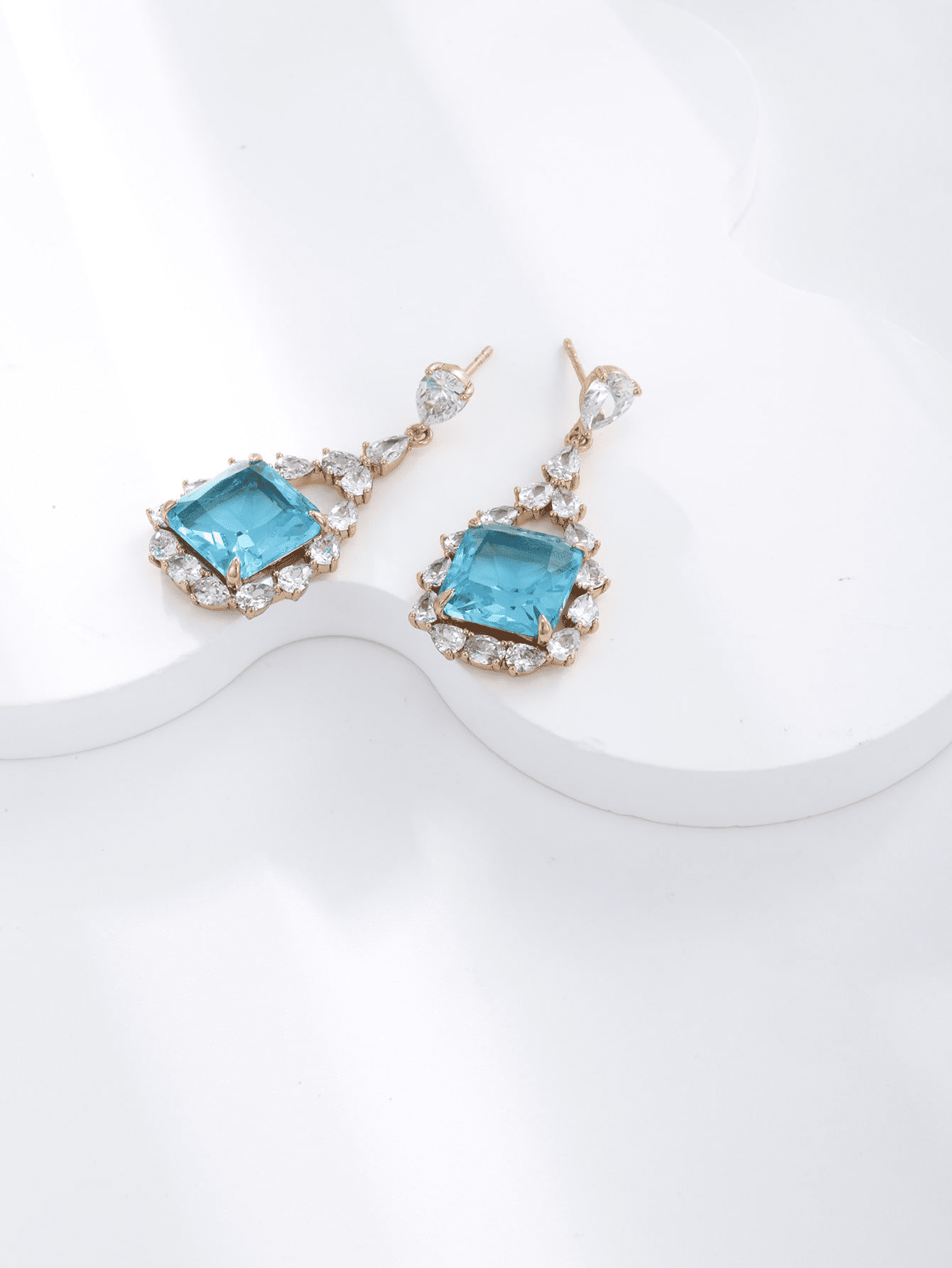 Square retro 18K gold zircon earrings | Fashionsarah.com