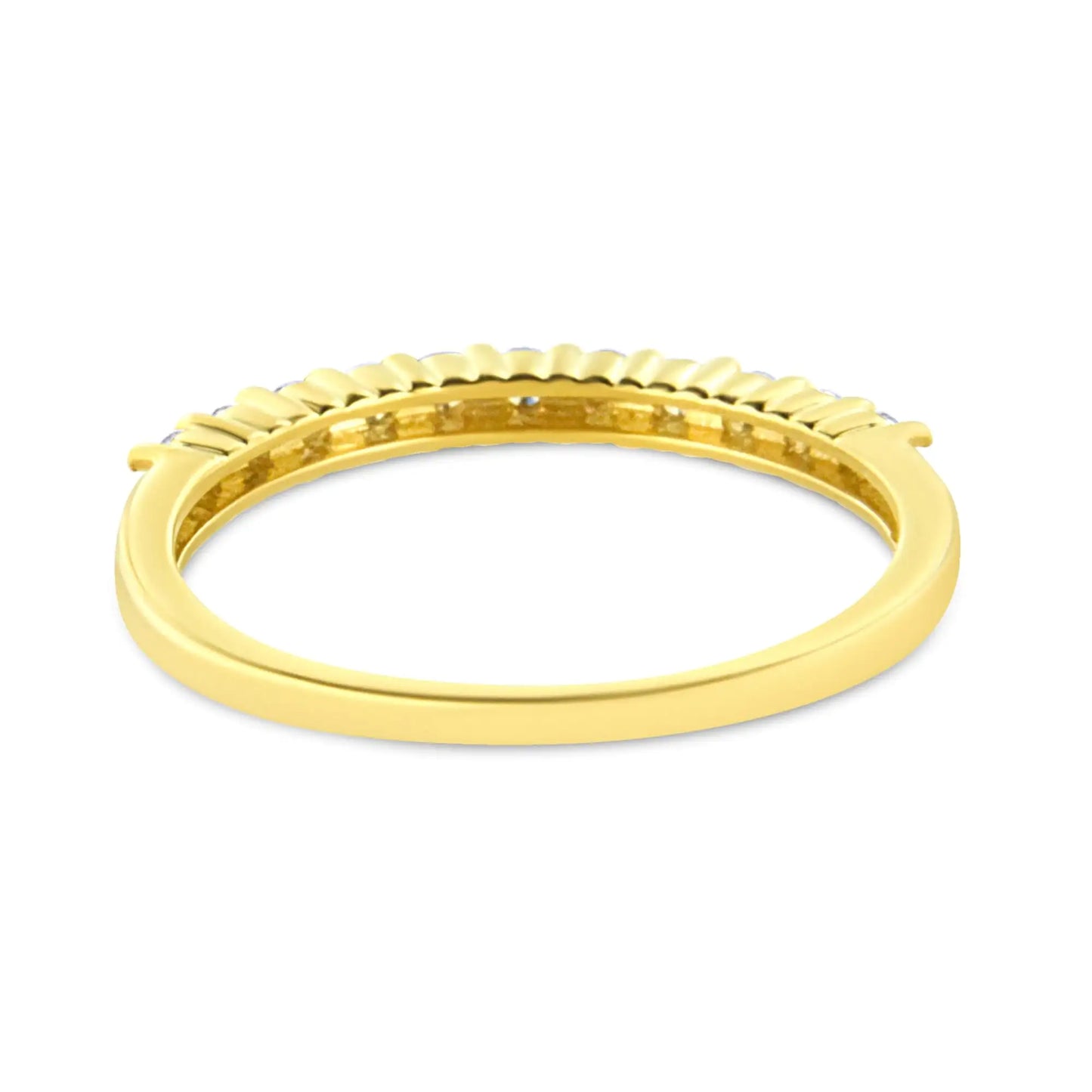 IGI Certified 1/4 Cttw Diamond 10K Yellow Gold Prong Set Fluted Band Style Ring (I-J Color, I2-I3 Clarity) | Fashionsarah.com