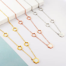 Load image into Gallery viewer, 4 Hollow Peach Blossoms Necklace | Fashionsarah.com