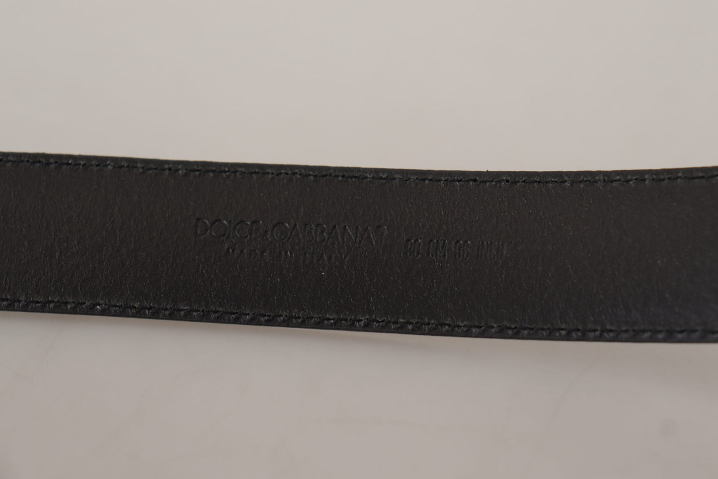 Dolce & Gabbana Elegant Black Leather Belt with Metal Buckle | Fashionsarah.com
