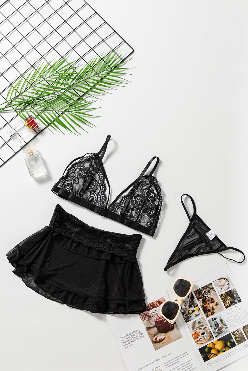 Fashionsarah.com 3pcs Lace Ruffled Mesh Bralette Set