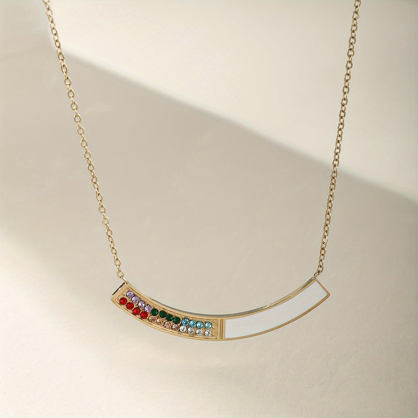 fashionable necklace with rhinestones | Fashionsarah.com