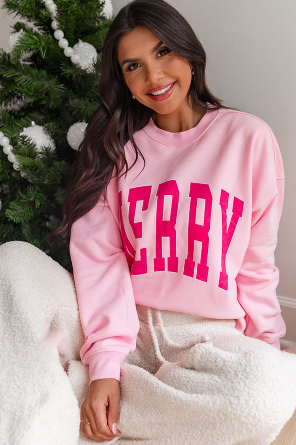 Loose Fit MERRY Christmas Sweatshirt | Fashionsarah.com
