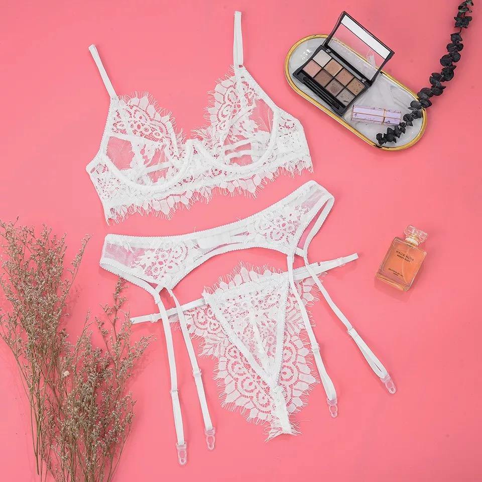 White Lace Set