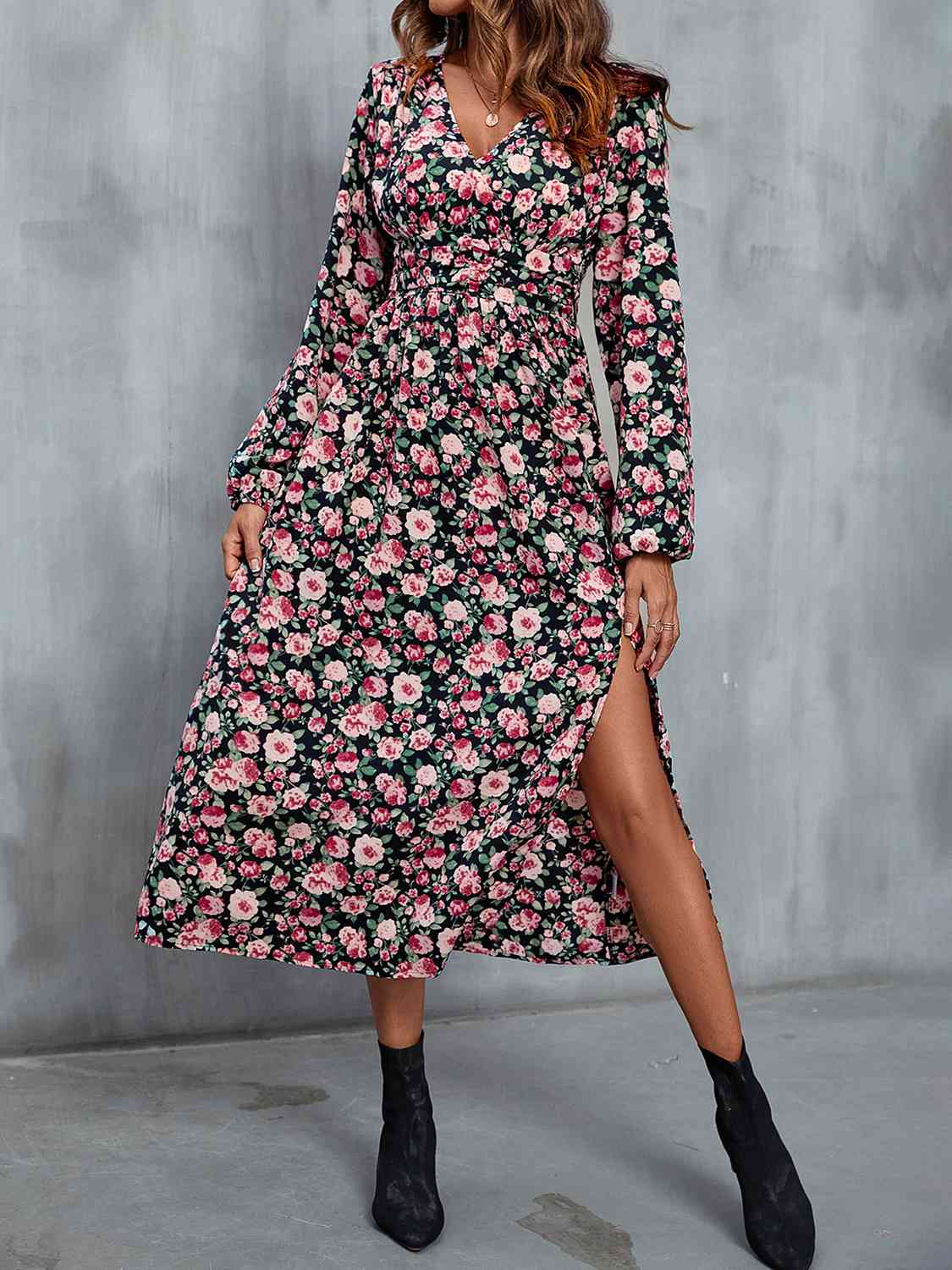 Fashionsarah.com Fashionsarah.com Floral V-Neck Slit Midi Dress