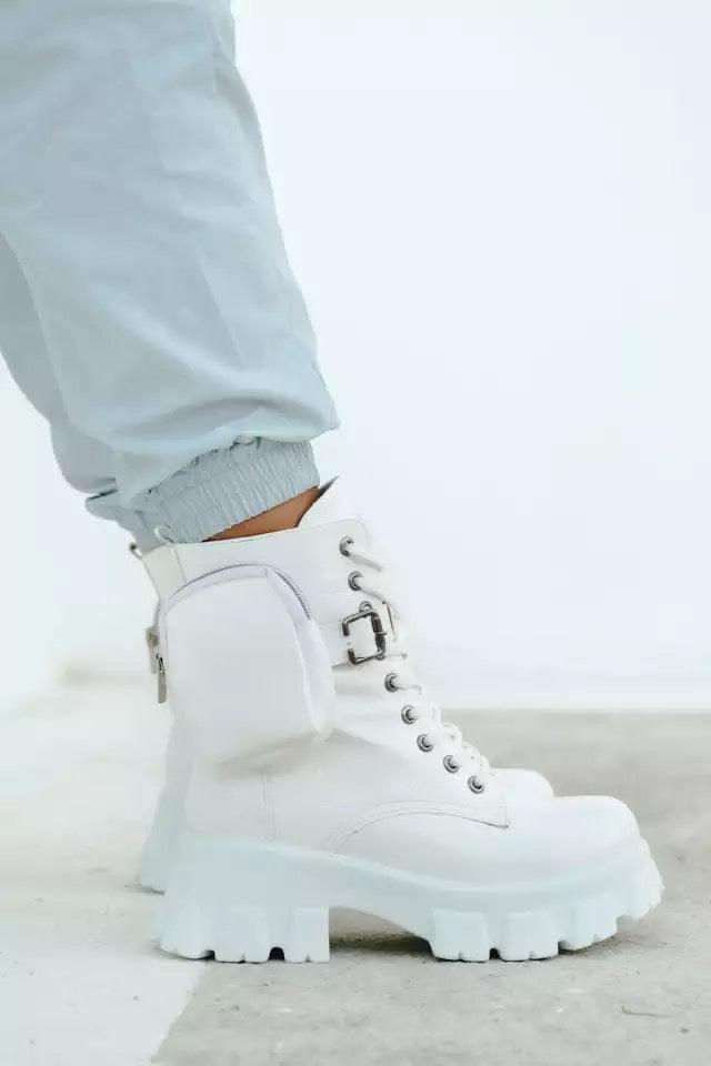 Fashionsarah.com White Mid heeled Boots