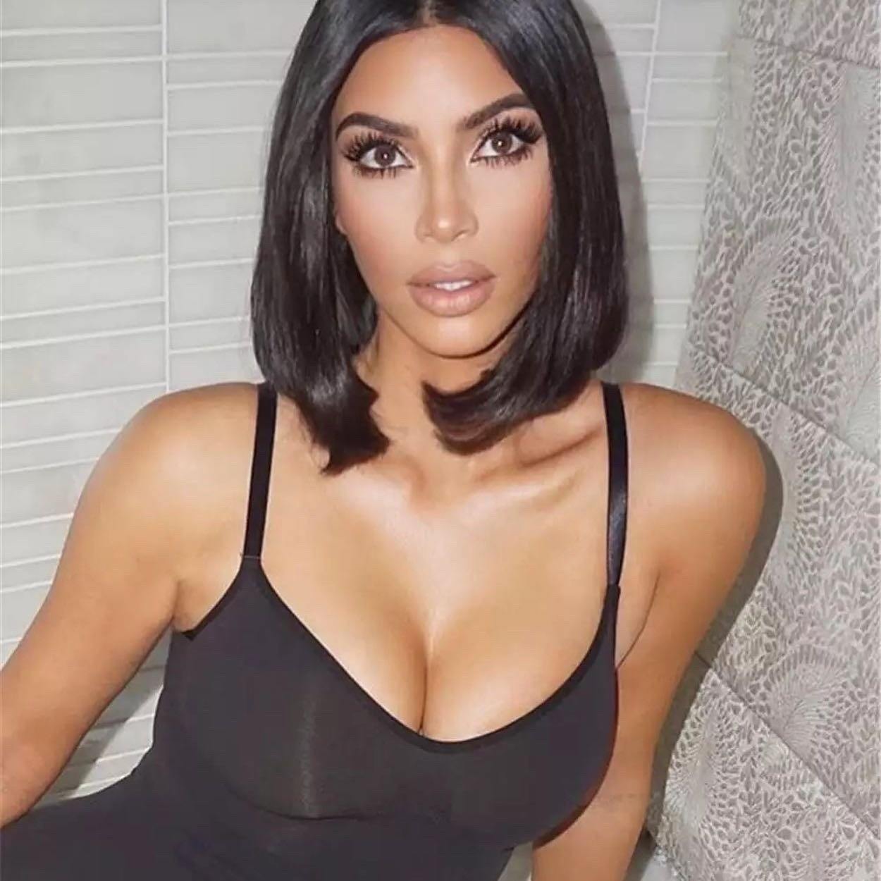 Fashionsarah.com Kardashian’s Body Shaping
