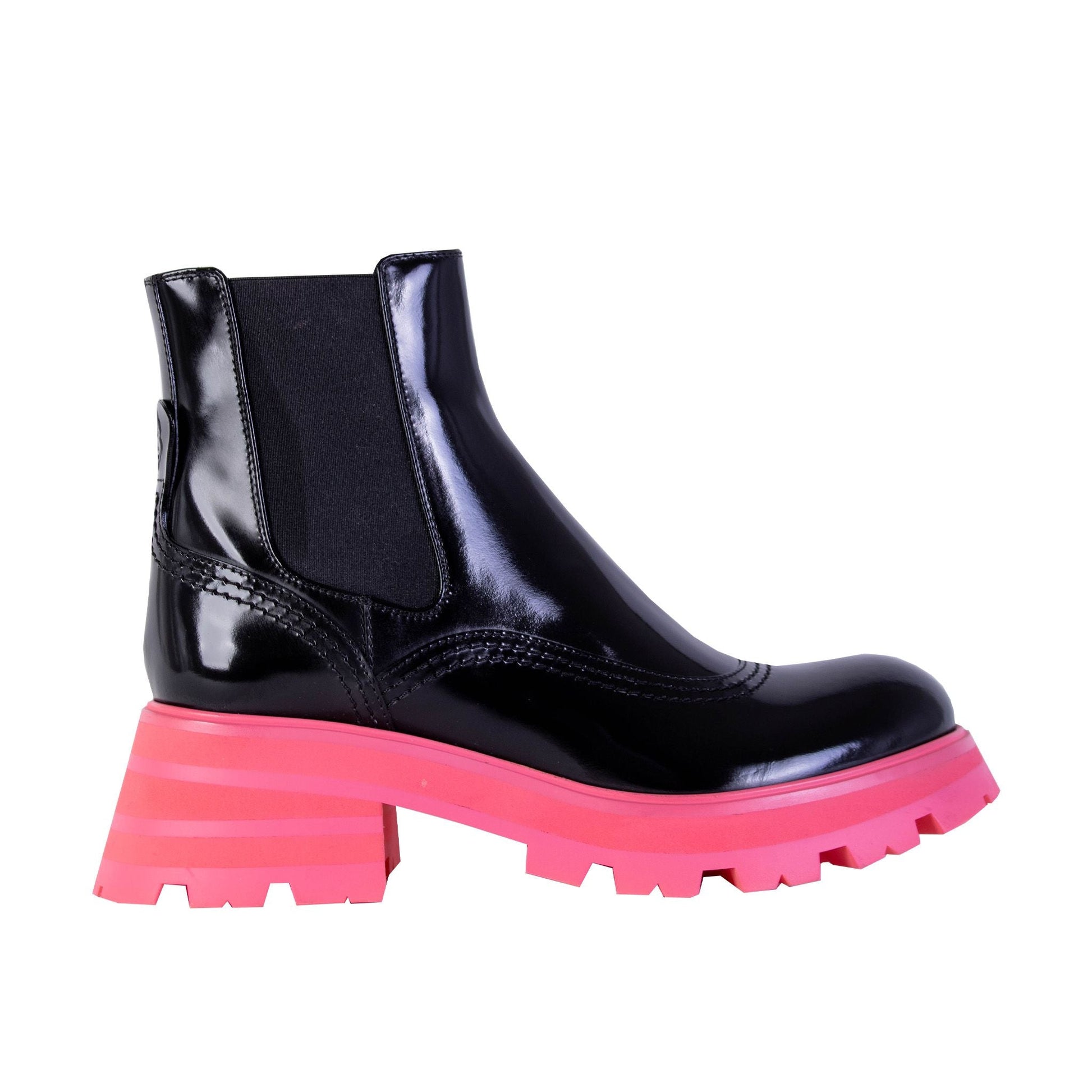 Fashionsarah.com Fashionsarah.com Alexander McQueen Black Leather Fluo Pink Sole Chelsea Boots